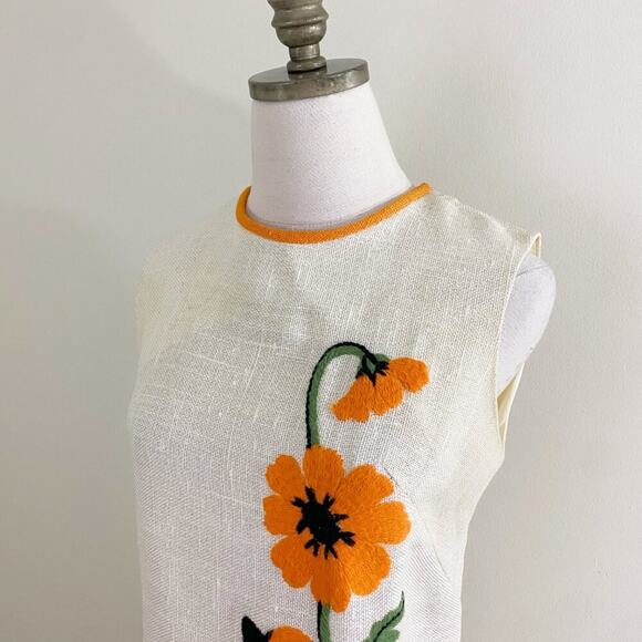 Vintage Tammy Andrews Cream/Orange Sleeveless Pencil Dress Floral Crewel Detail - Picture 2 of 8